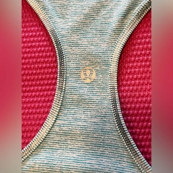 Lululemon Cool Racerback Size 6 - Picture 7 of 11